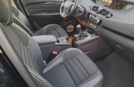 RENAULT GRAND SCENIC BOSE - 7 míst